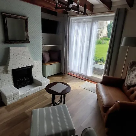 Tatil Evi Dog Friendly Cute In N Yorks Village 10 Miles Nth Of York Sheriff Hutton