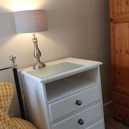 Dog Friendly Cute In N Yorks Village 10 Miles Nth Of York Tatil Evi Sheriff Hutton